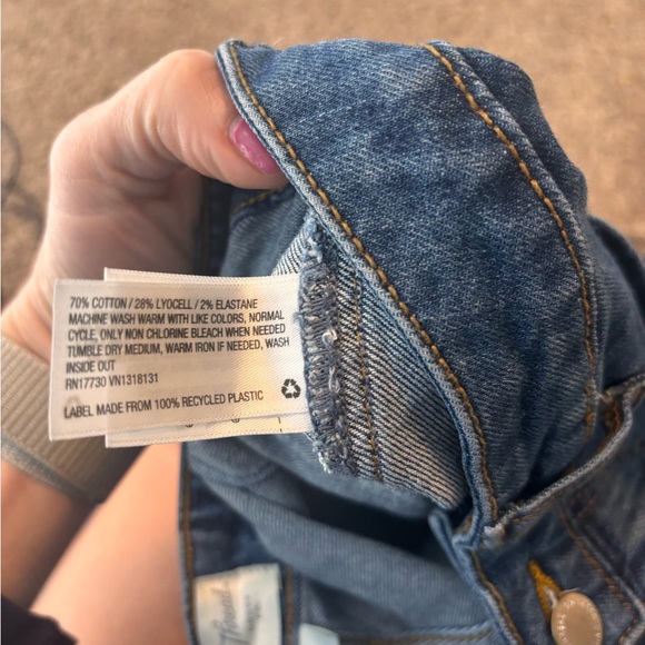 Universal Thread High Rise Front Pocket Flare Jeans - Picture 8 of 10